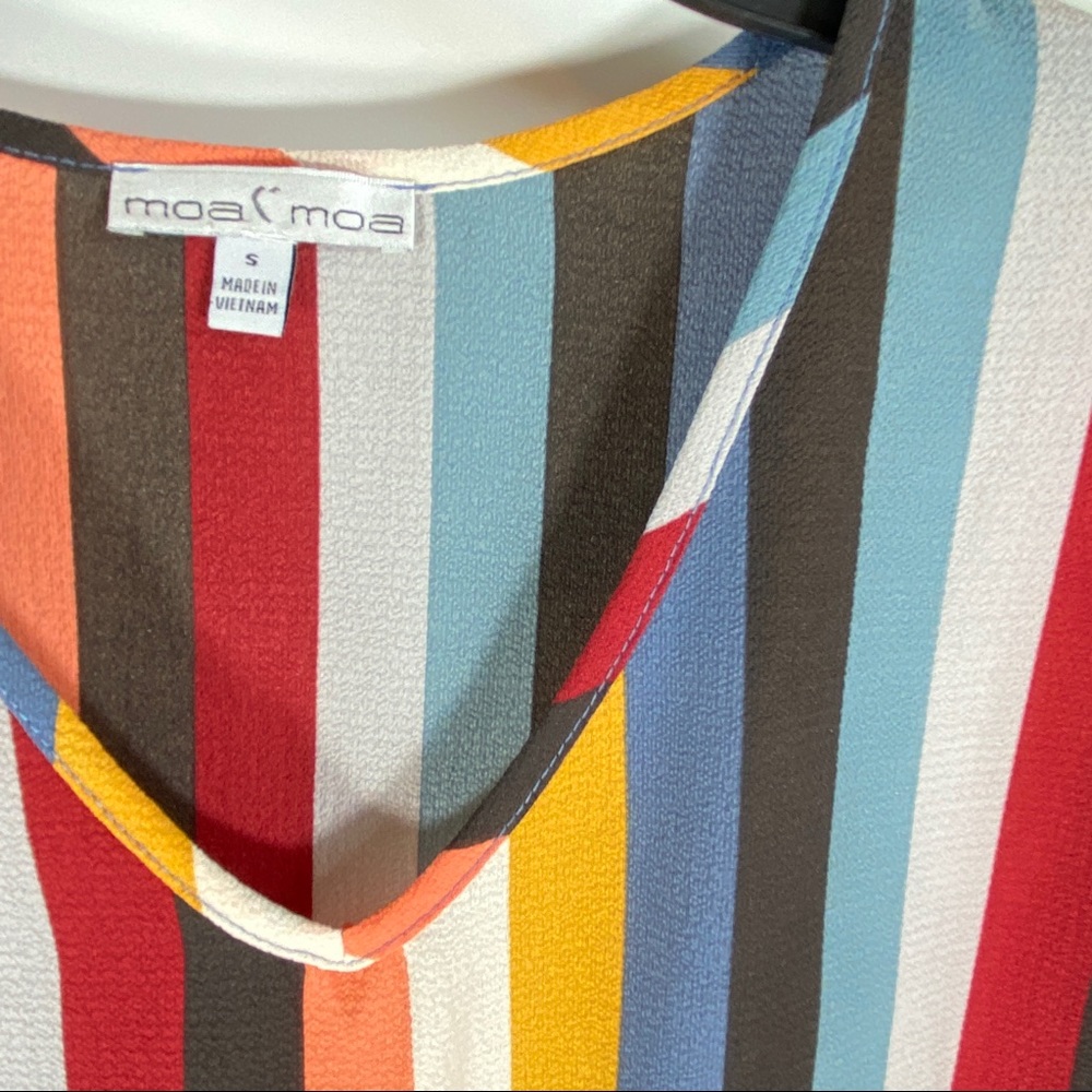 NWT! Sixty Stripes Top - Picture 6 of 9
